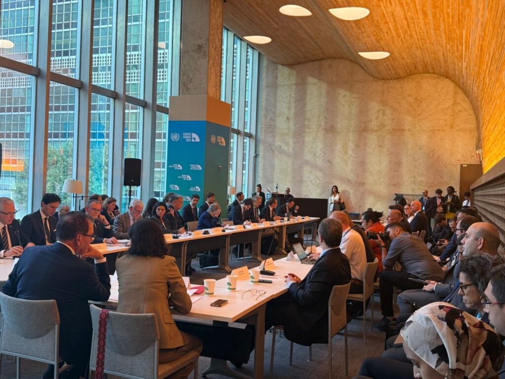 photo 2025 09 25 18 39 45