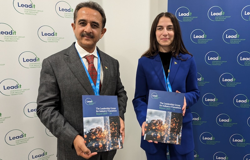 India and Sweden Environment Ministers Shri Kirti Vardhan Singh and Romina Pourmokhtari with the LeadIT first five year report at the LeadIT Annual Summit, Cop 29.