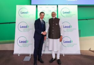 Indian Prime Minister Modi (right) and Swedish Prime Minister Kristersson (left)